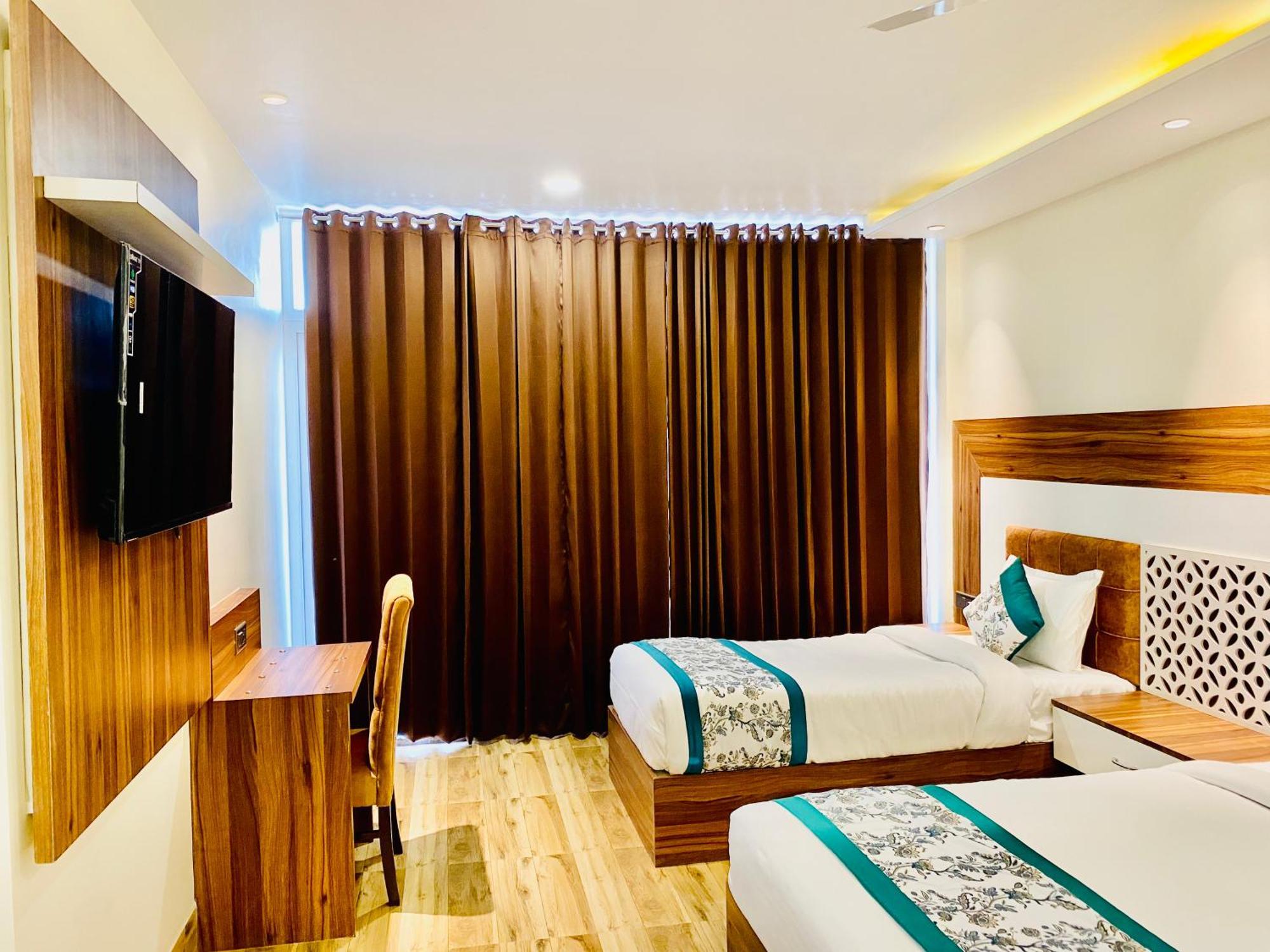 Hotel White House Walking Distance From Golden Temple- With Parking Amritsar Exterior foto