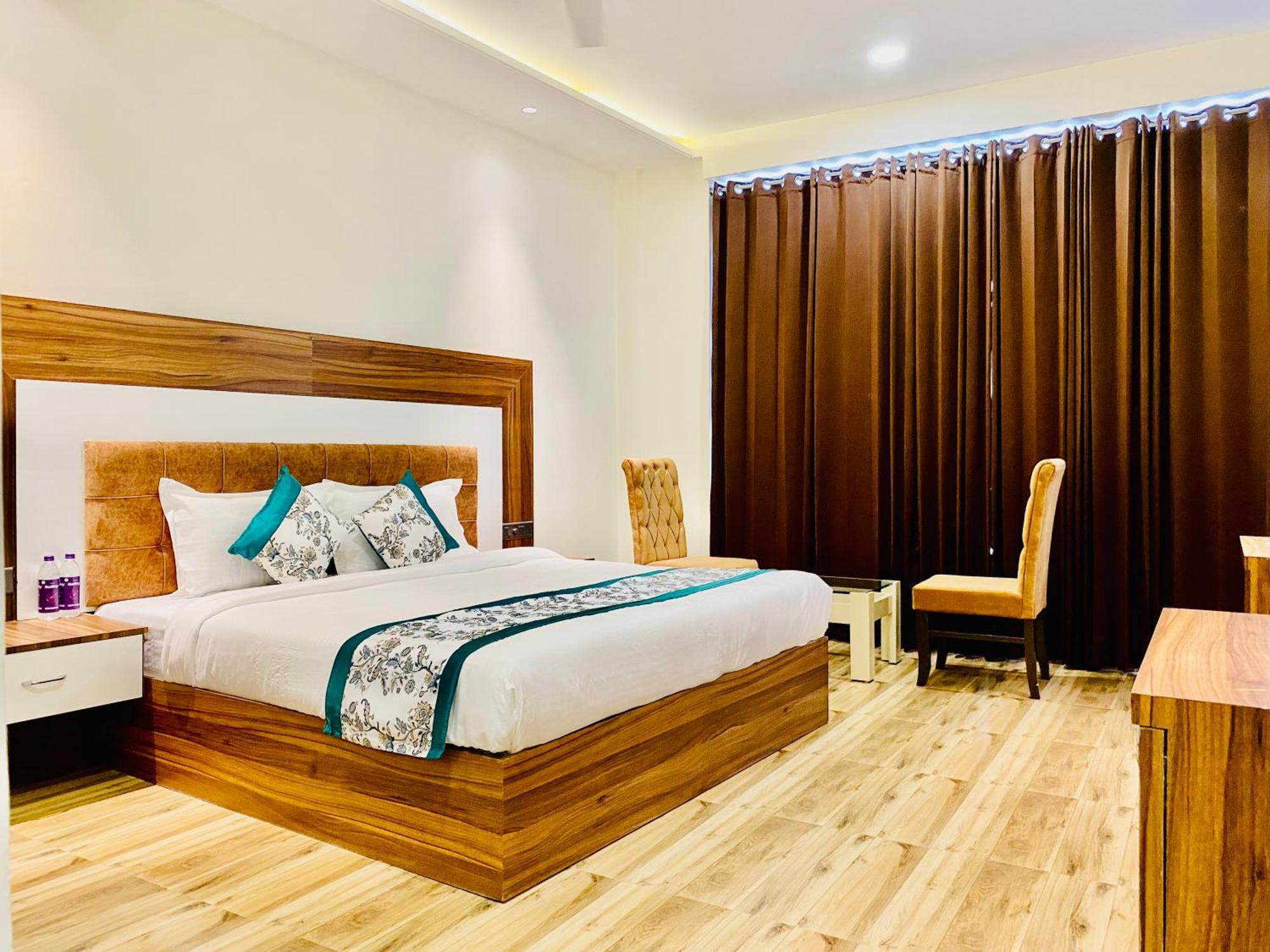 Hotel White House Walking Distance From Golden Temple- With Parking Amritsar Exterior foto