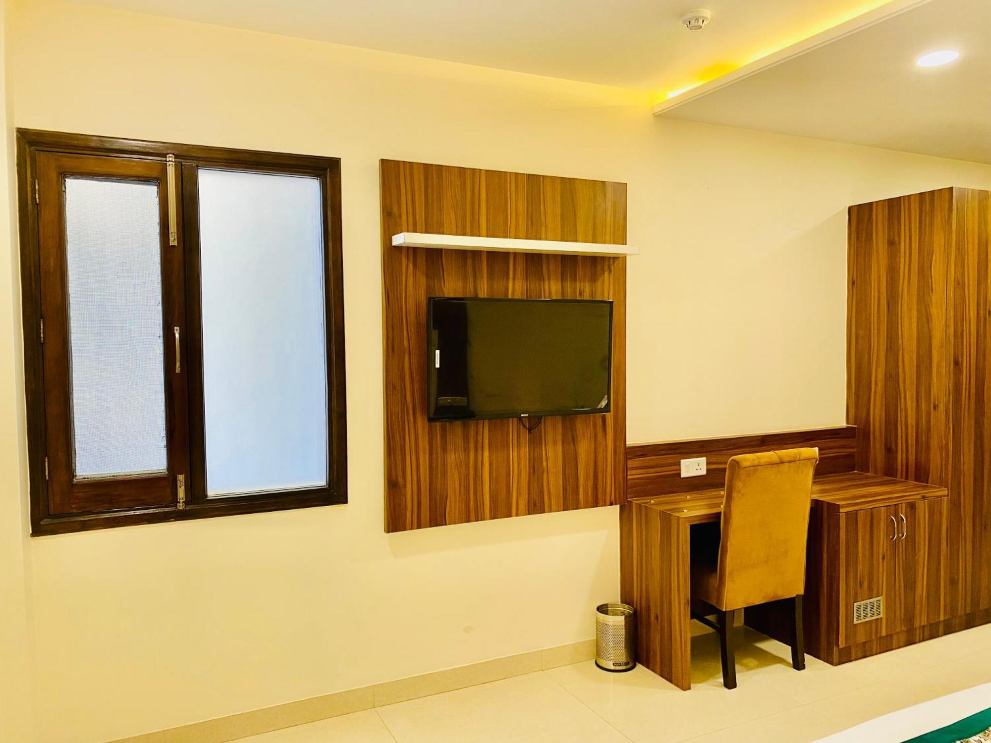 Hotel White House Walking Distance From Golden Temple- With Parking Amritsar Exterior foto